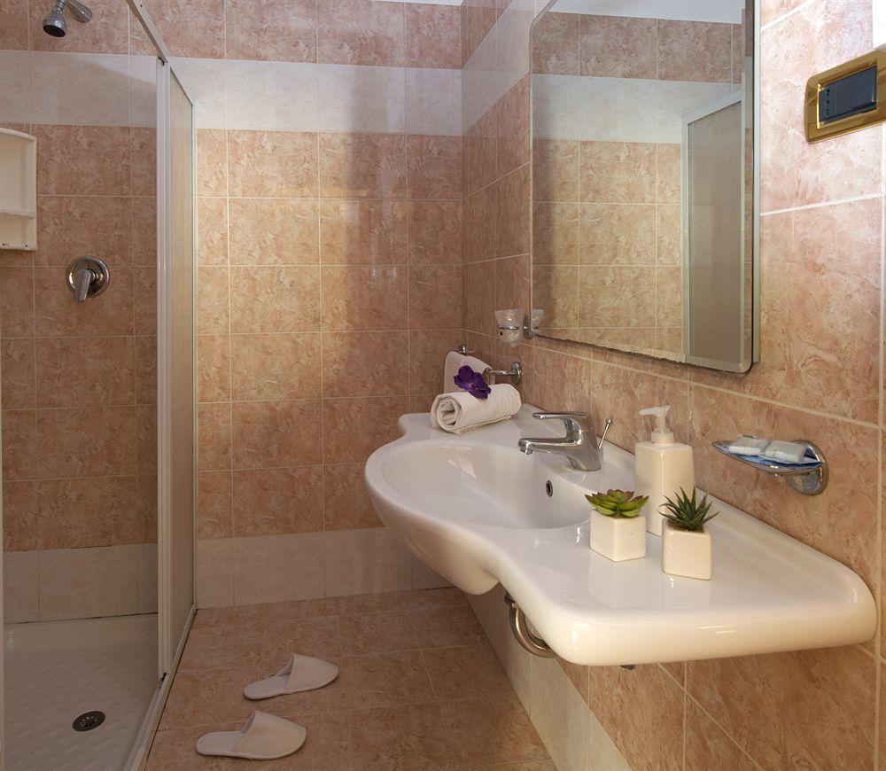 Hotel Corallo Rome Bagian luar foto